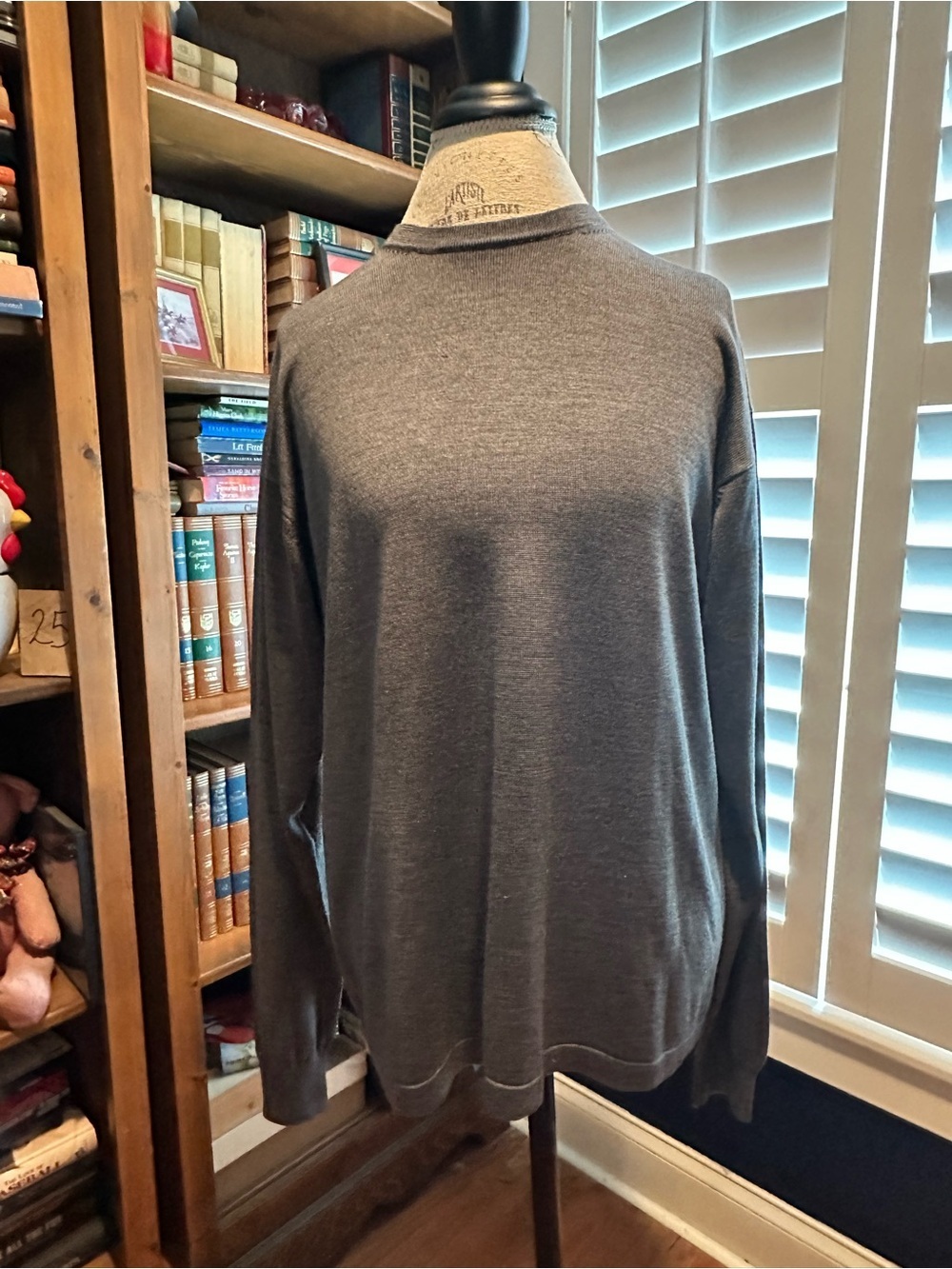 Men's Crewneck Sweater in Charcoal Gray 100% Silk